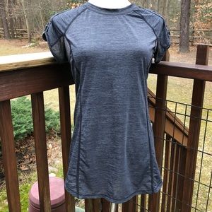 Lululemon Short Sleeve Run Shirt! Size 6